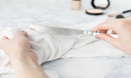 How to Remove Makeup Stains from White Towels: A Comprehensive Guide