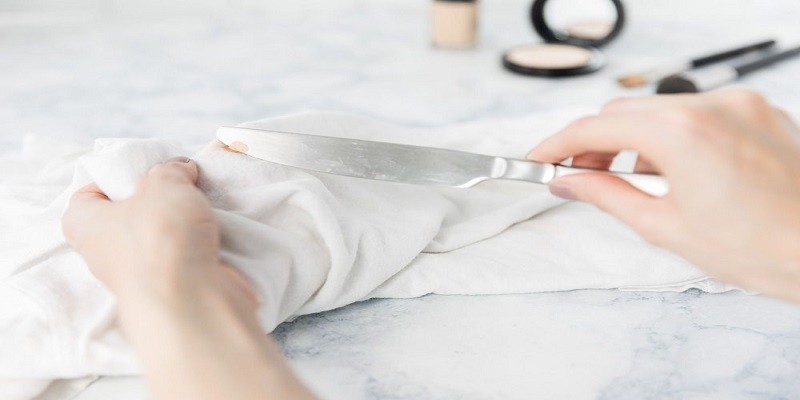 How to Remove Makeup Stains from White Towels A Comprehensive Guide