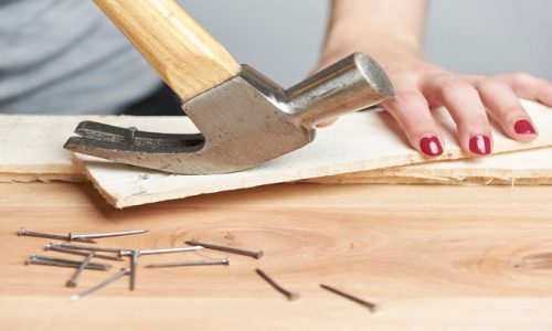 How to Remove Nails From Wood: The Ultimate Guide