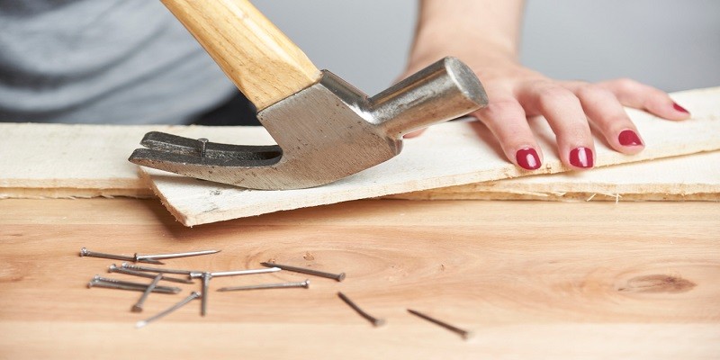 How to Remove Nails From Wood: The Ultimate Guide