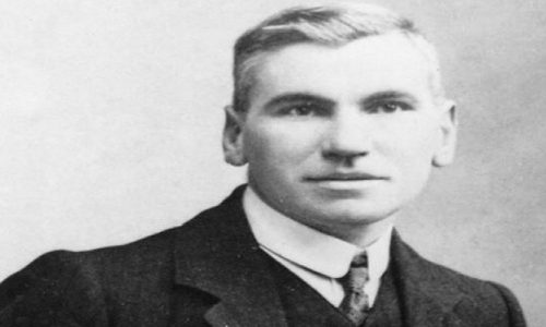 The Mysterious Disappearance of John Maclean – What Happened To John Maclean Makeup Artist?