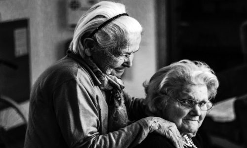 How To Take Care of Elderly Loved Ones: 8 Tips to Follow