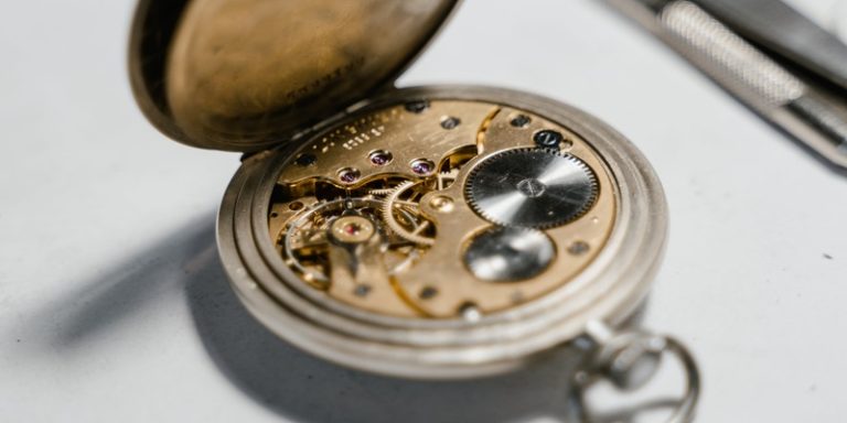 How Does Automatic Mechanical Watch Work