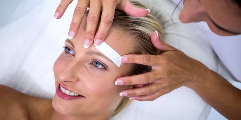 Does Face Waxing Loosen Skin
