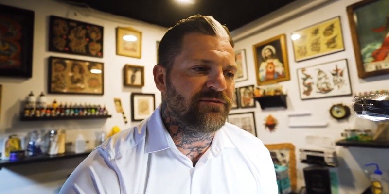 Can Real Estate Agents Have Tattoos