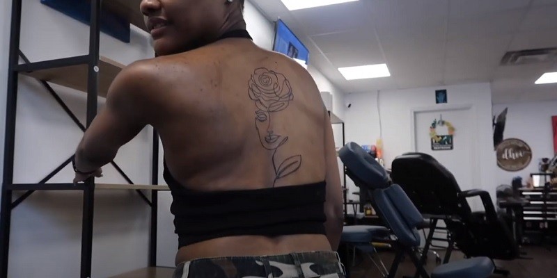 You are currently viewing How Bad Do Spine Tattoos Hurt?