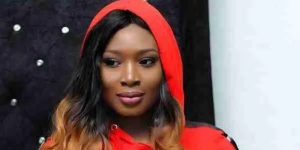 Read more about the article Adebimpe Oyebade Biography, Age, Husband, Child, Wedding, Net Worth