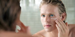 Read more about the article Makeup for Men: Tips, Tricks, And Product Recommendations: Master Your Masculine Look