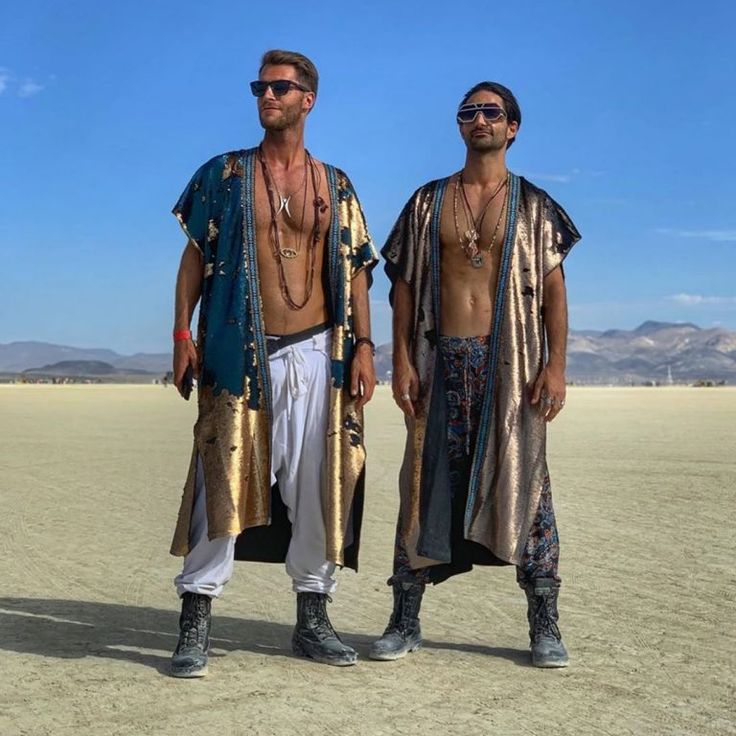 You are currently viewing Male Burning Man Outfit Ideas: Standout Styles for 2024