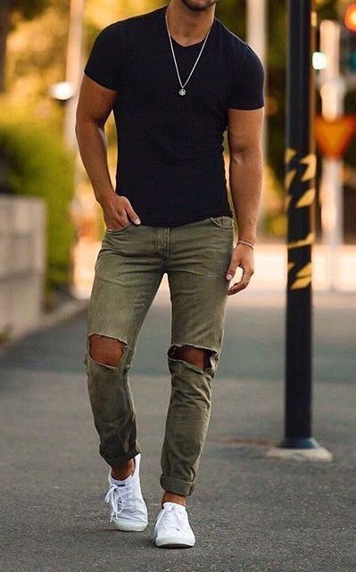 You are currently viewing Sexy Outfit Ideas For Men: Elevate Your Style!