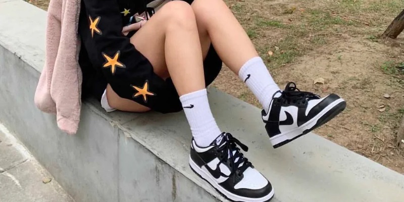 Panda Dunks Women: Streetwear Trends and How to Incorporate Them