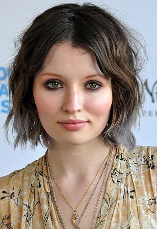 You are currently viewing Emily Browning: Unraveling the Enigmatic Star’s Journey