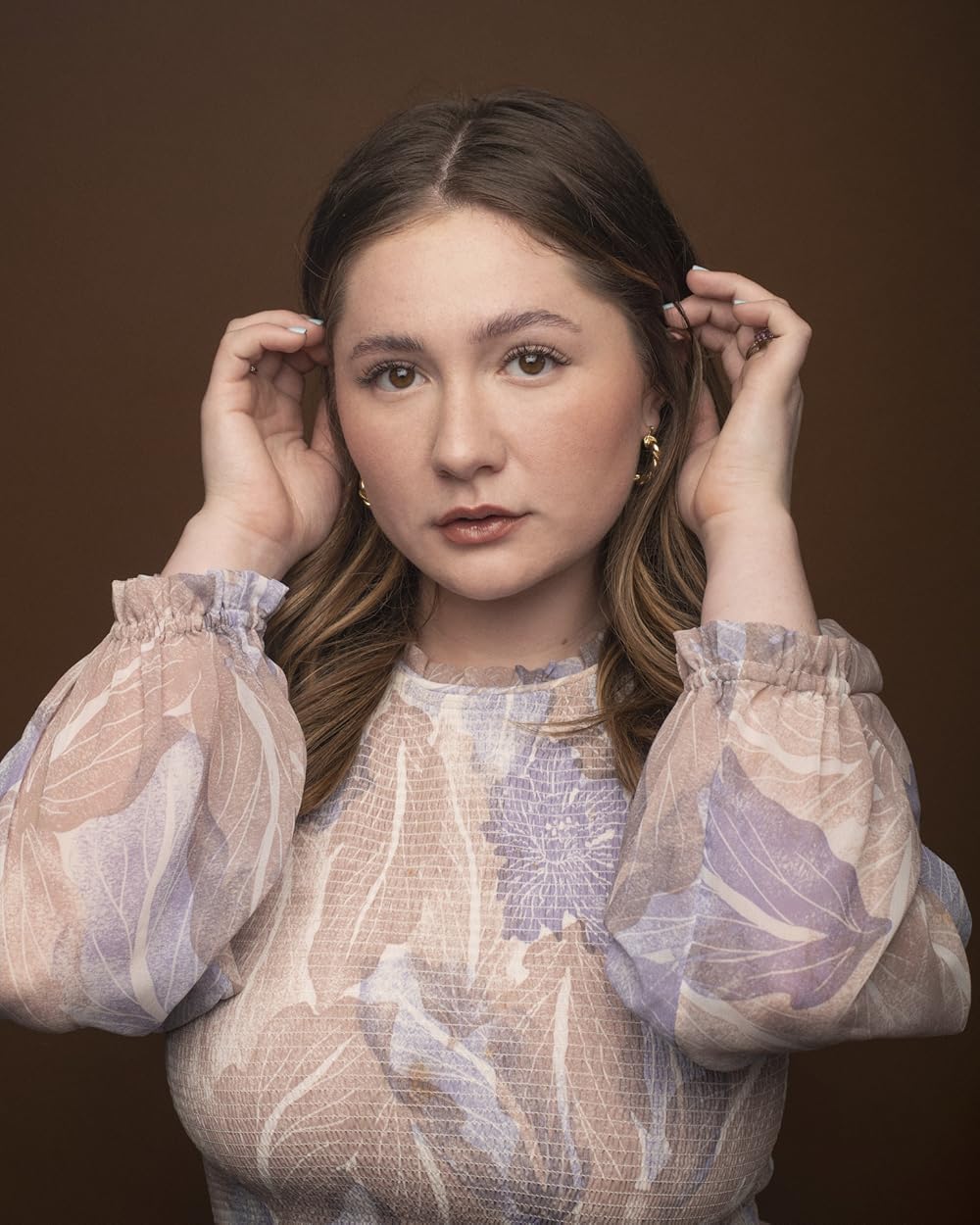 You are currently viewing Emma Kenney: Rising Star of Hollywood’s New Generation