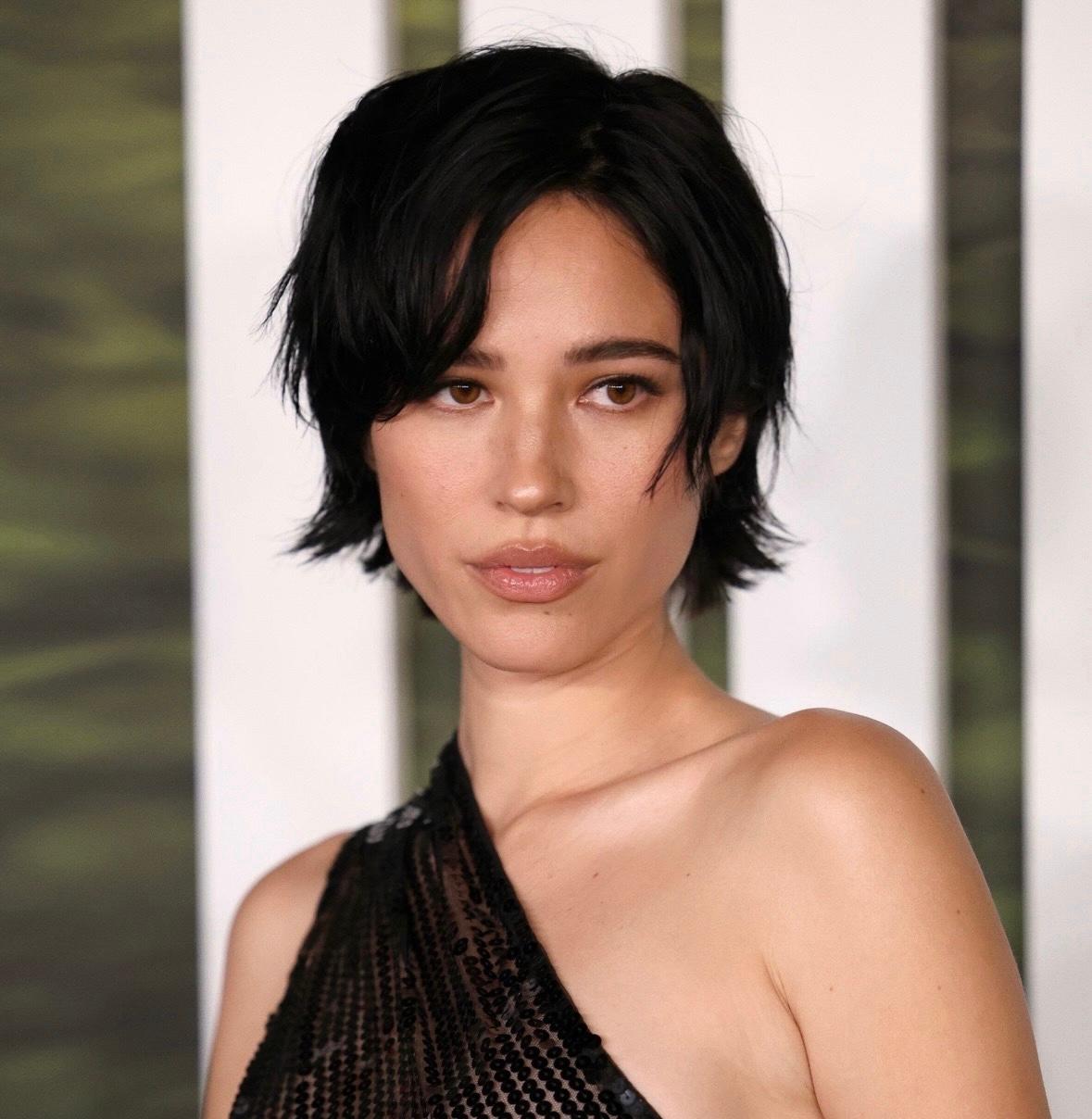 You are currently viewing Kelsey Asbille: Unveiling the Rising Star’s Remarkable Journey