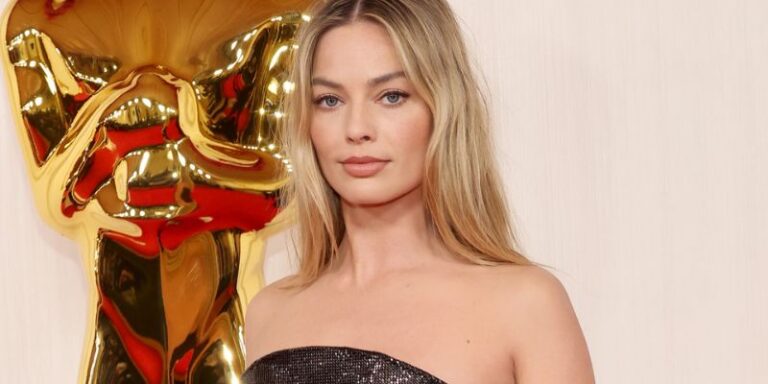 the best and worst oscar outfits